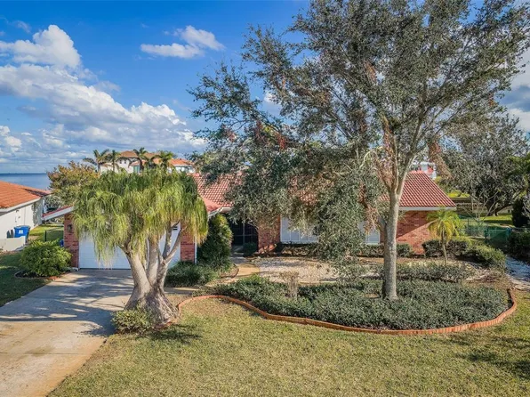 2084 Iowa Ave NE #19, Saint Petersburg, FL 33703