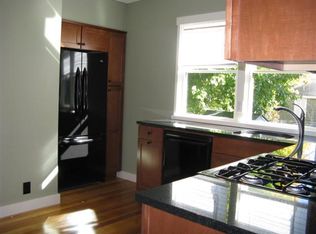 129 Boston Ave, Somerville, MA 02144