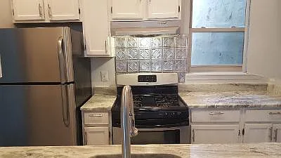 1617 Christian St #2 — Photo 12