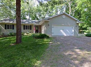 E7944 E Lake Virginia Rd, Reedsburg, WI 53959