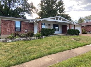 5104 Towne Centre Dr, Saint Louis, MO