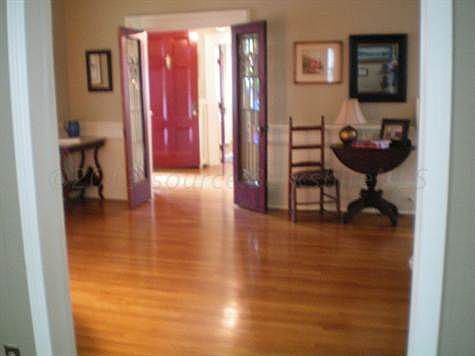 living thru to front hall