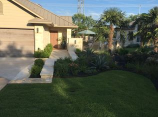 604A Hi Cir W #A, Horseshoe Bay, TX 78657