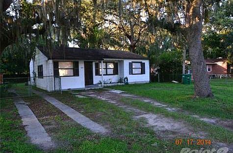 3rd image of 819 W Lowry Ln
