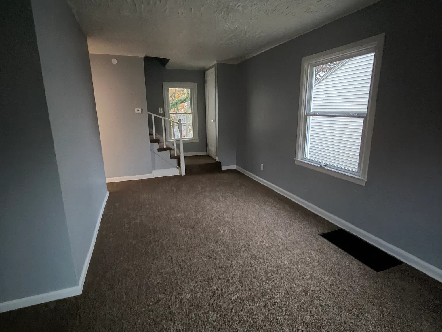 4 bed, 1.5 bath, 1244 sqft, $1,295 — Photo 3