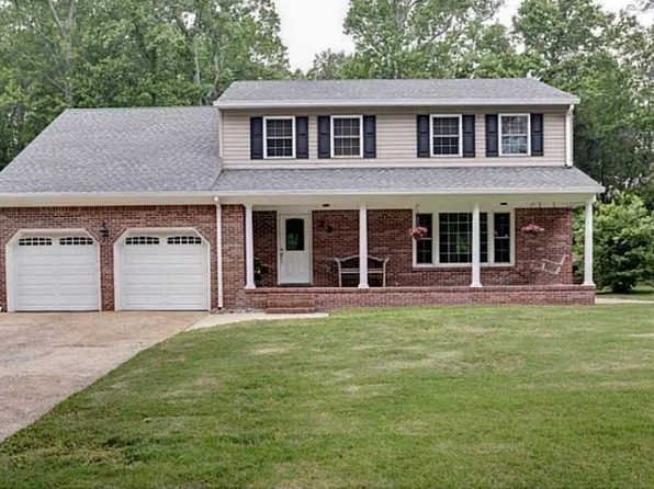 23 Graham Dr, Newport News, VA 23606