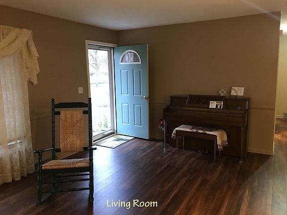 5th image of 617 N Catherine Ave