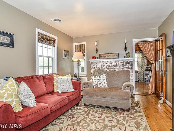 5th image of 6083 Piney Woods Ct