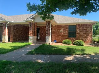1610 Carolina St, Graham, TX 76450