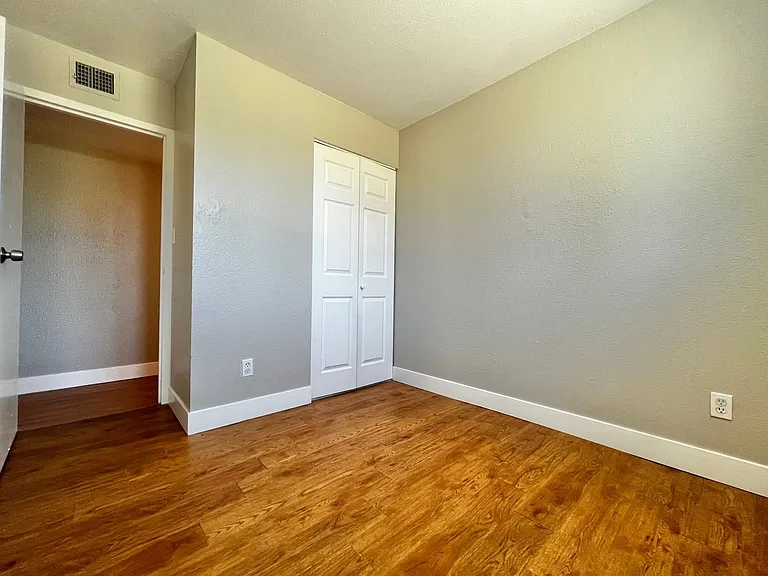 NShields632 (KC-LN-KB) — Photo 19