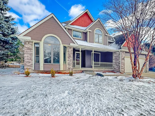 15091 Duxbury Ln, Lansing, MI 48906