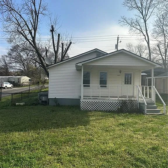617 Cassville Rd — Photo 3