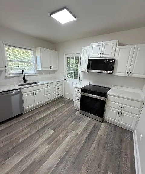 905 Riverside Blvd — Photo 6