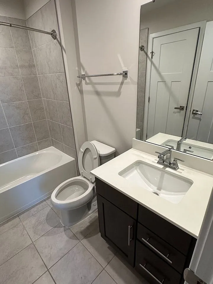 1006 Alum Spring Rd — Photo 4