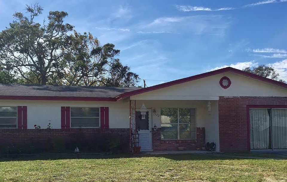 1st image of 1952 Linda Ave