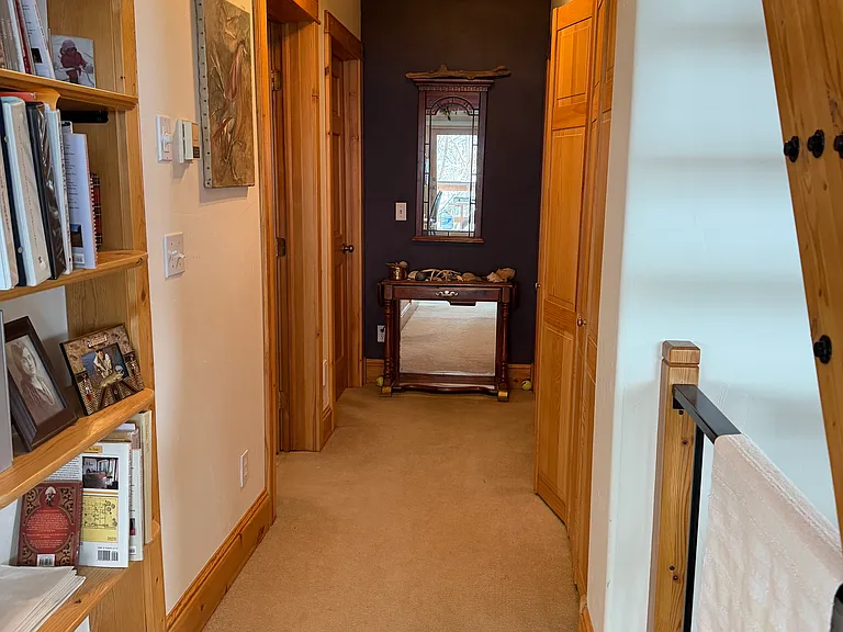 682 Deerfoot Arts Park Dr — Photo 6