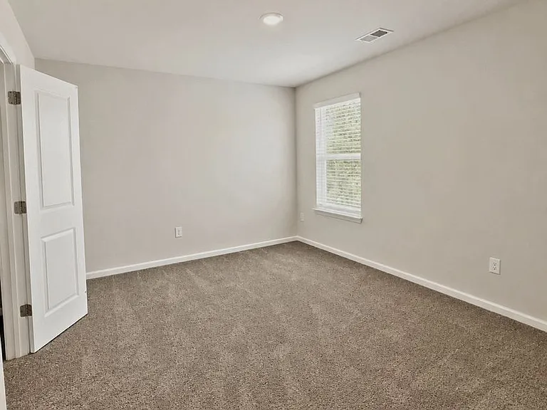 181 Dagger Ct — Photo 27