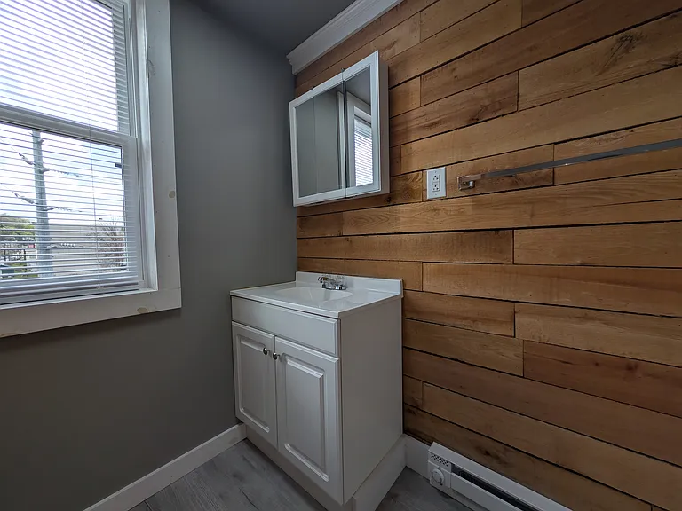 56 Franklin Ave #B — Photo 19