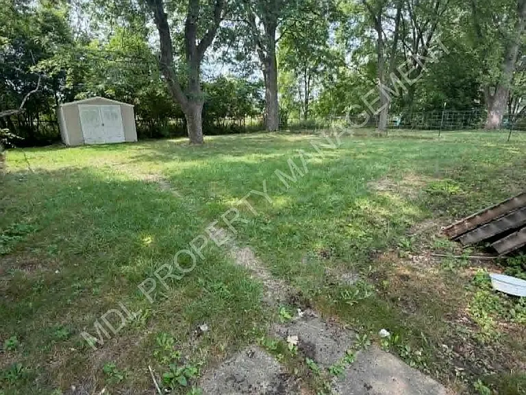 4343 W Michigan Ave — Photo 15