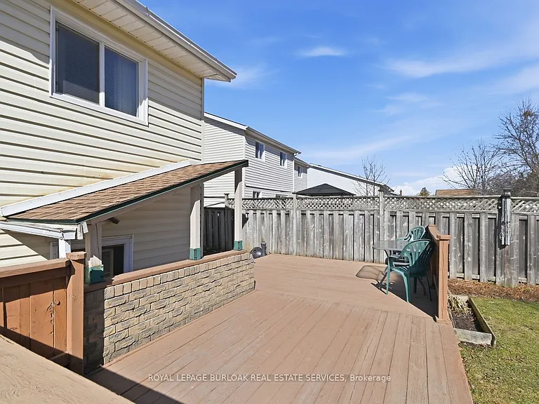 113 Commercial St #LOWER — Photo 16
