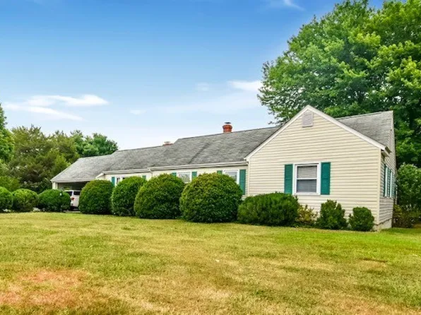 145 Peach Grove Ln, Montross, VA 22520