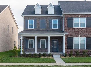 231 Tanglewood Ln, Hendersonville, TN 37075