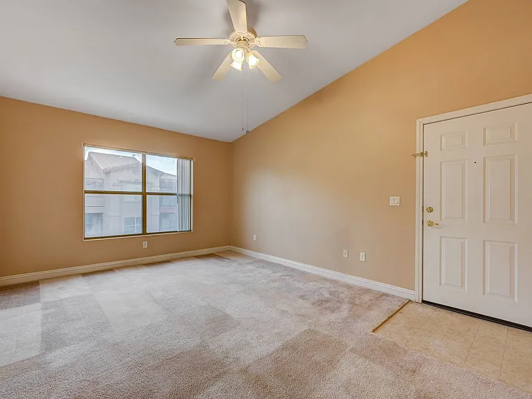8000 W Badura Ave #2082 — Photo 7