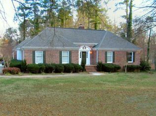 2781 Cliffview Dr, Lilburn, GA 30047