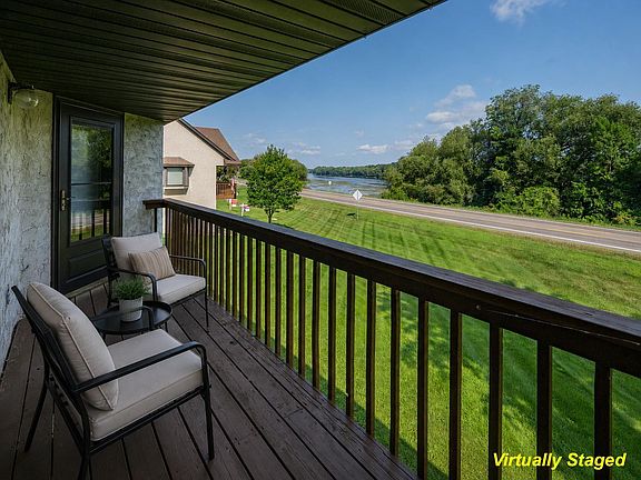 2nd image of 660 Riverview Dr Unit 590