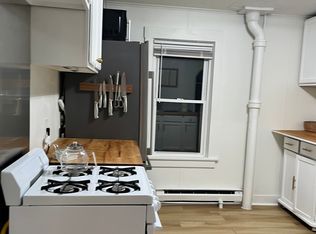 17 Catherine St, Burlington, VT 05401