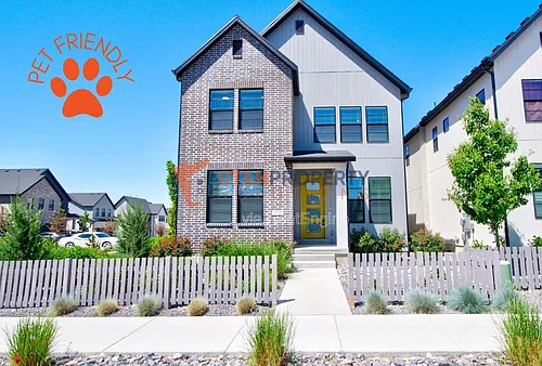 3069 N 300 W Photo 1