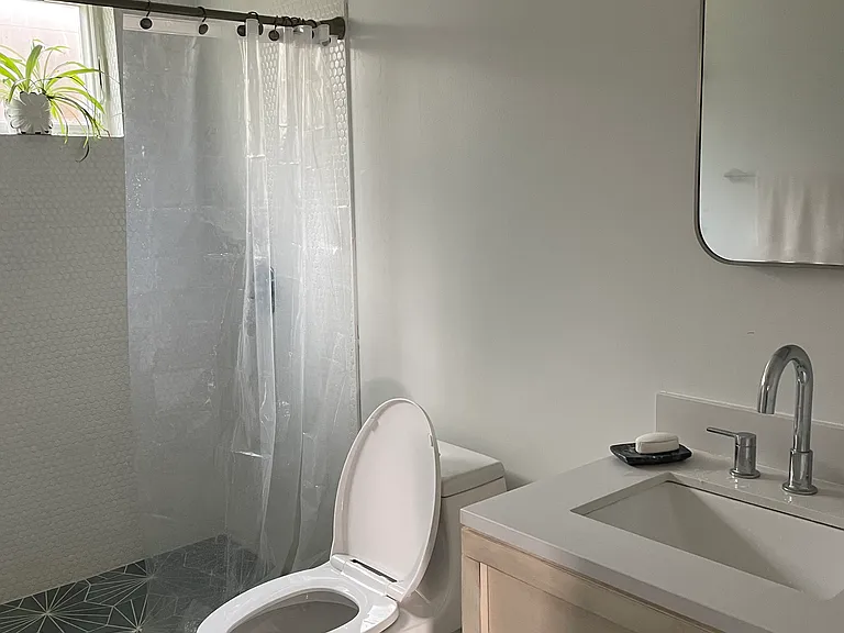 1 st floor bathroom