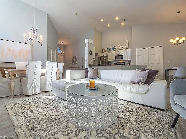 7709 Citrus Hill Ln — Photo 5