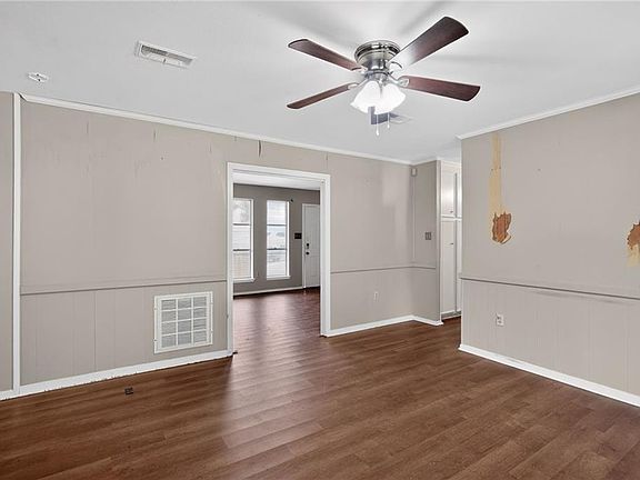 5th image of 12744 Middlewood Dr