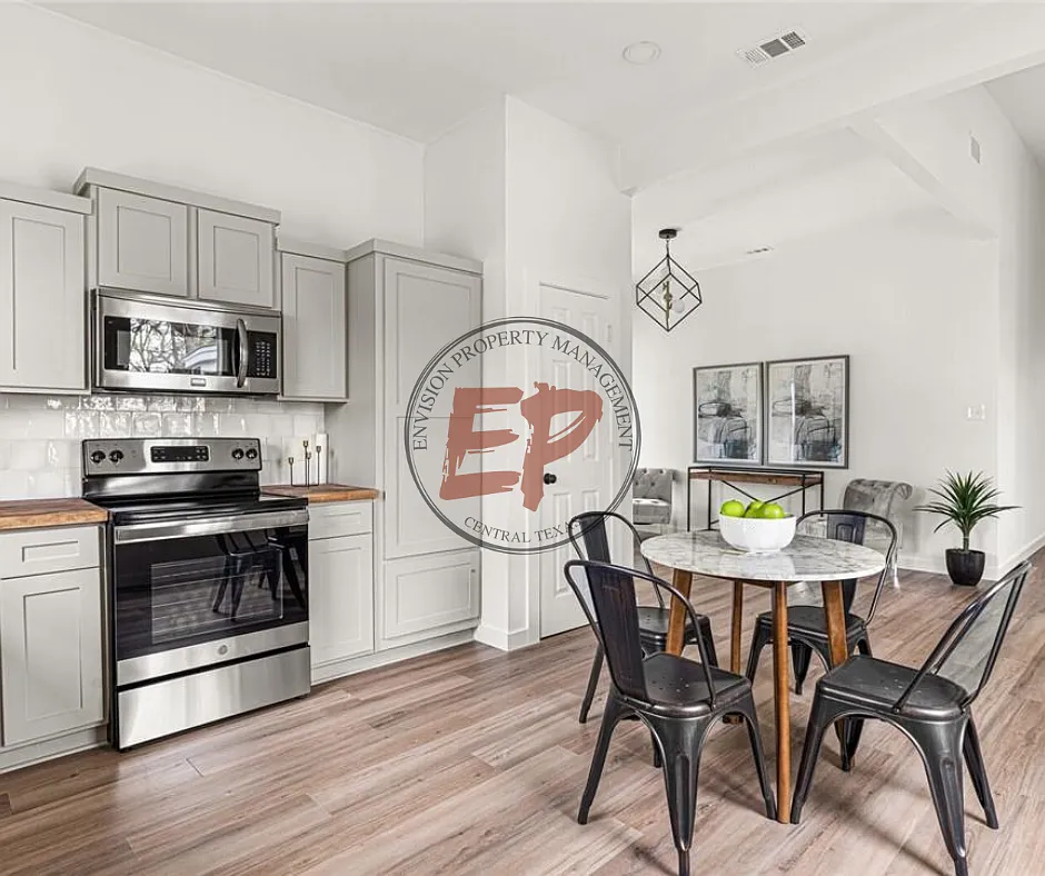 710 South Pearl Street - 1 — Photo 4