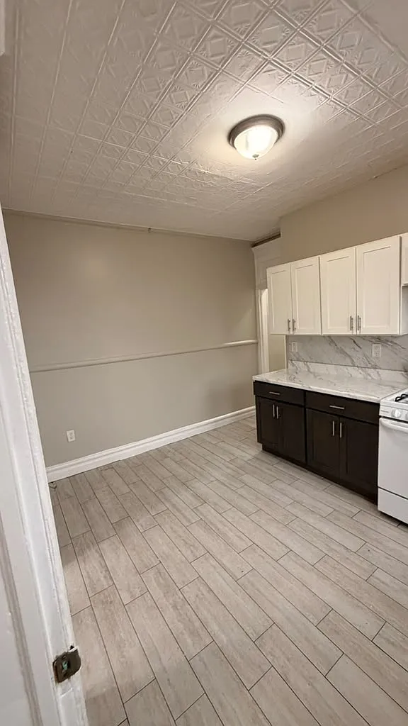 2 bed, $1,750 — Photo 4