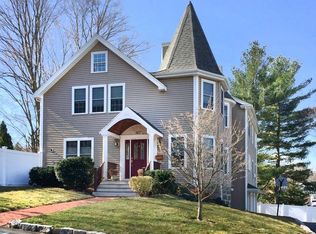 301 Belmont St, Quincy, MA 02170