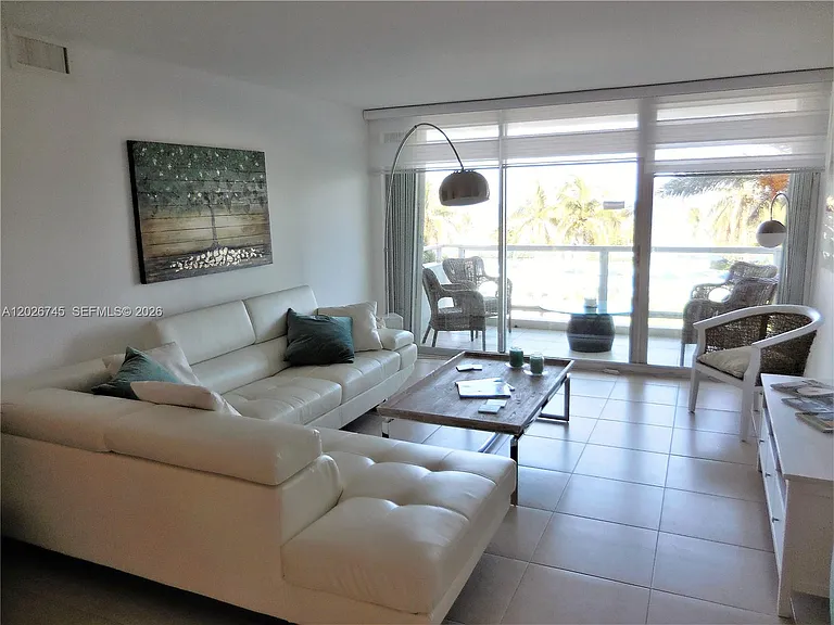 5151 Collins Ave #519 — Photo 7