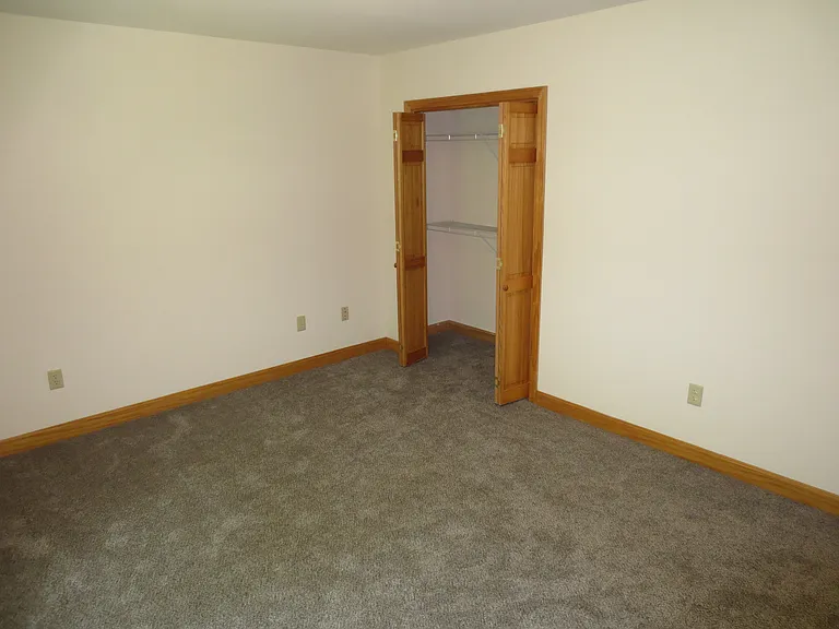 26 Rosewood Dr #4 — Photo 11
