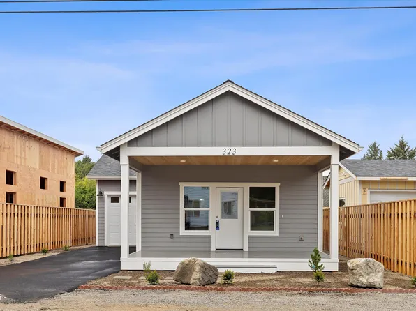 323 SE Oar Ave, Lincoln City, OR 97367