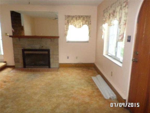 4th image of 120 Stark Ave