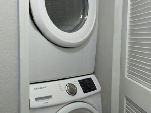 5th image of 310 E McCoy Ln Unit 4I