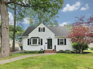 61 Pleasant Ave, Fanwood, NJ 07023