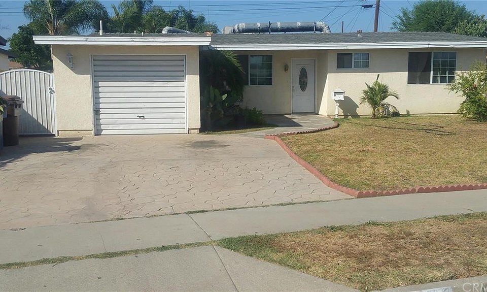 1st image of 13639 Giordano St