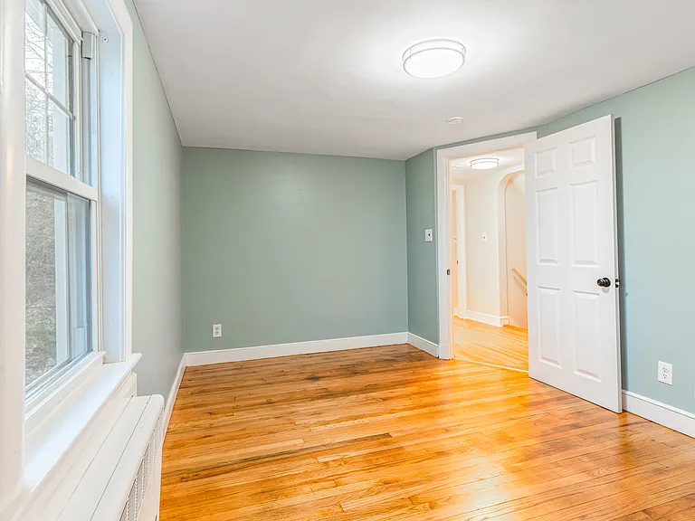 119 Green St — Photo 14