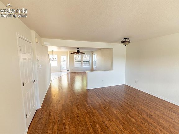 3rd image of 2622 Winterbourne St