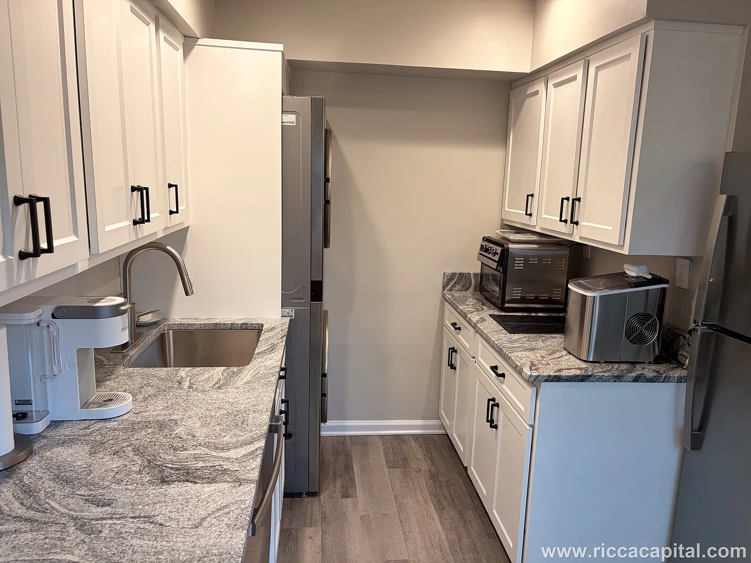 2 bed, 1023 sqft, $2,495 — Photo 3