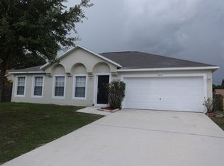 1617 Fairlight St NW, Palm Bay, FL 32907