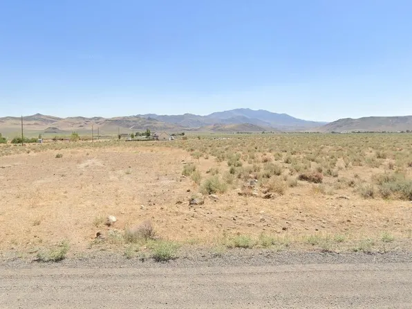 12285 Seneca Rd, Silver Springs, NV 89429