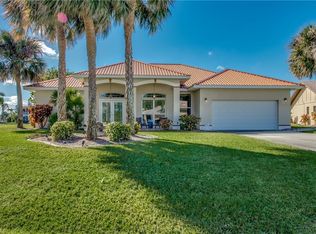 706 SE 44th St, Cape Coral, FL 33904